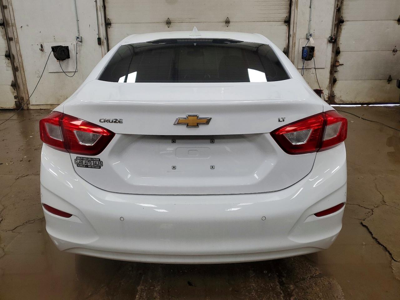 2019 CHEVROLET CRUZE LT photo 6