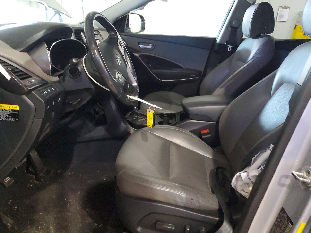 2016 HYUNDAI SANTA FE SE photo 7