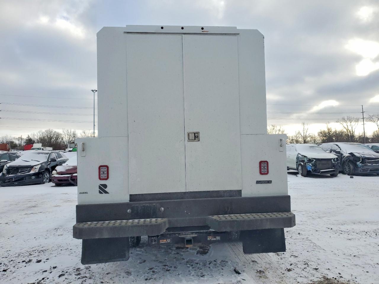 2024 CHEVROLET SILVERADO K3500 photo 6