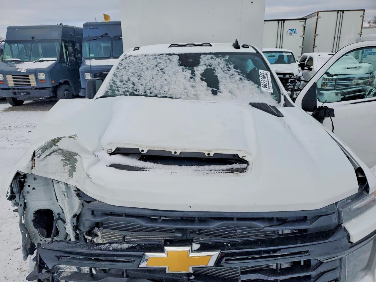 2024 CHEVROLET SILVERADO K3500 photo 11