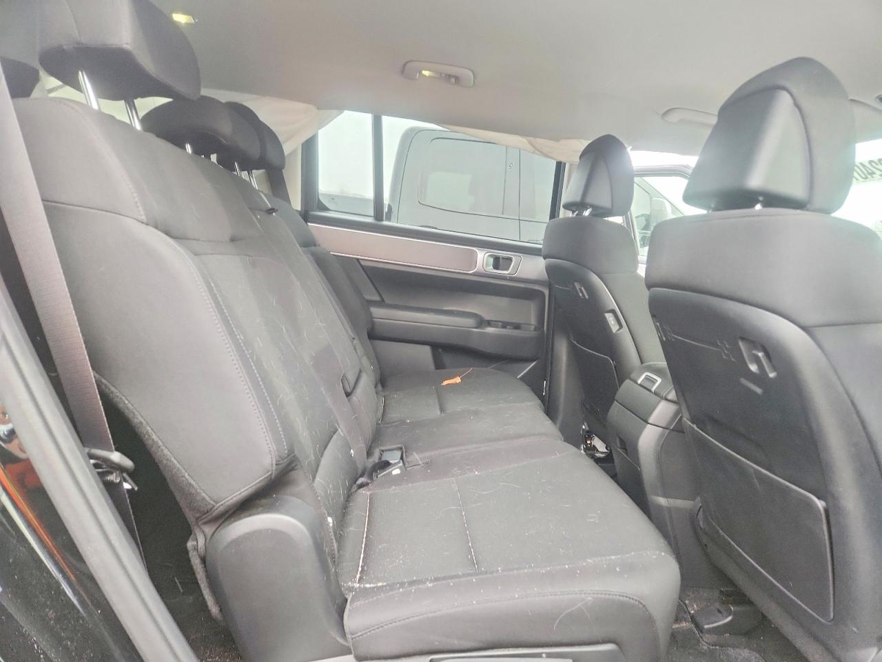 2025 HYUNDAI SANTA FE SE photo 11