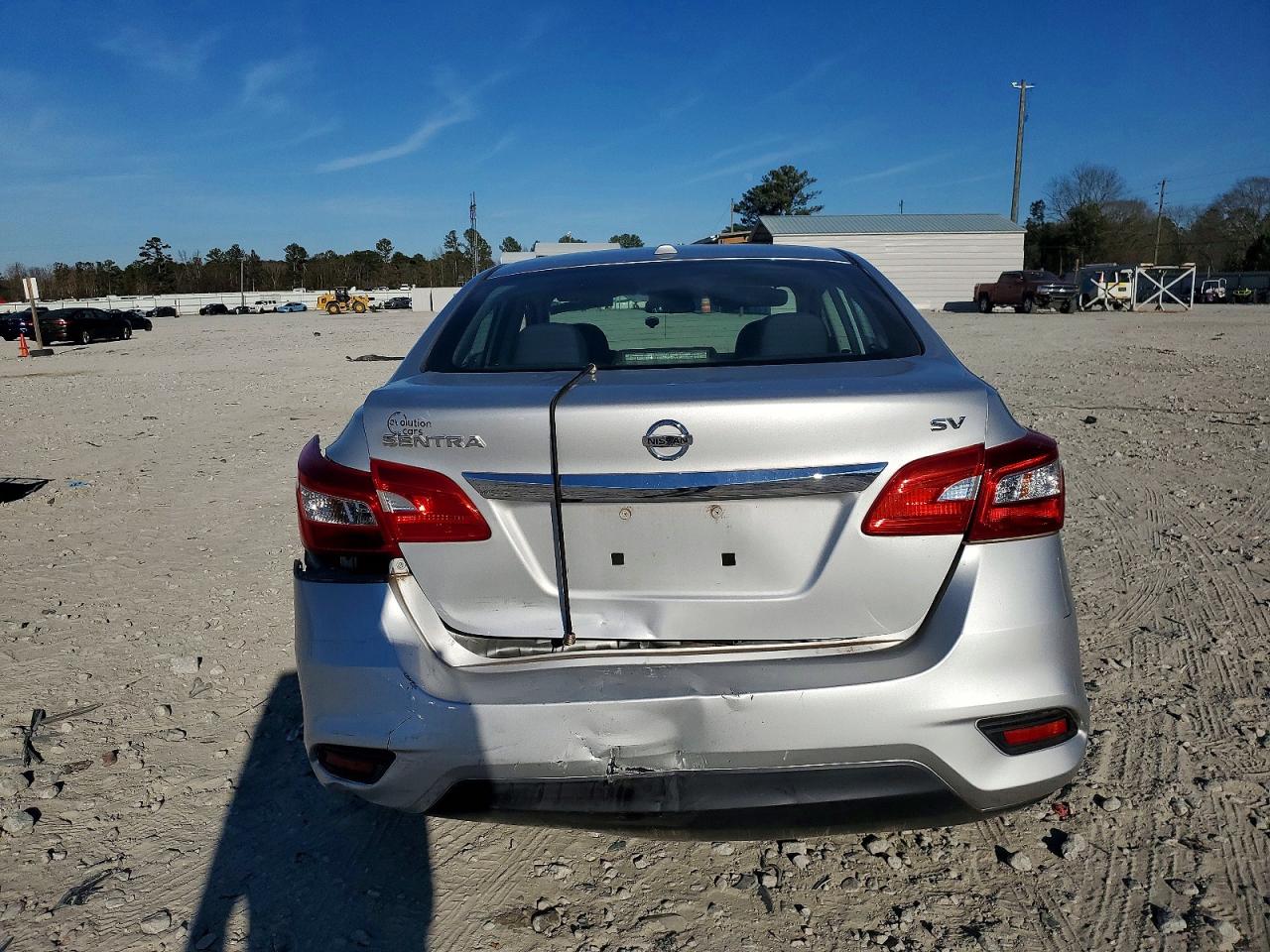 2019 NISSAN SENTRA S photo 6