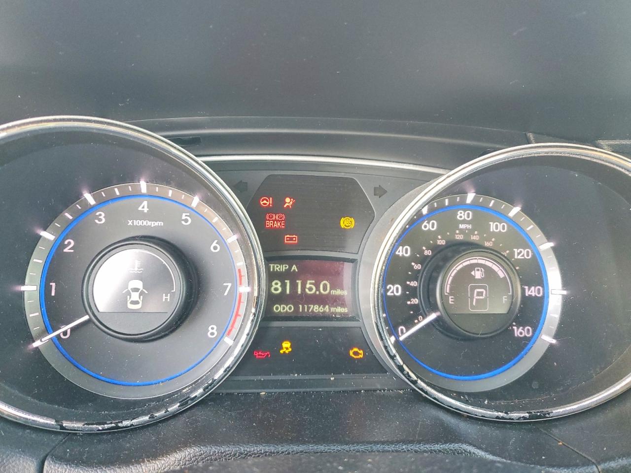 2014 HYUNDAI SONATA GLS photo 9
