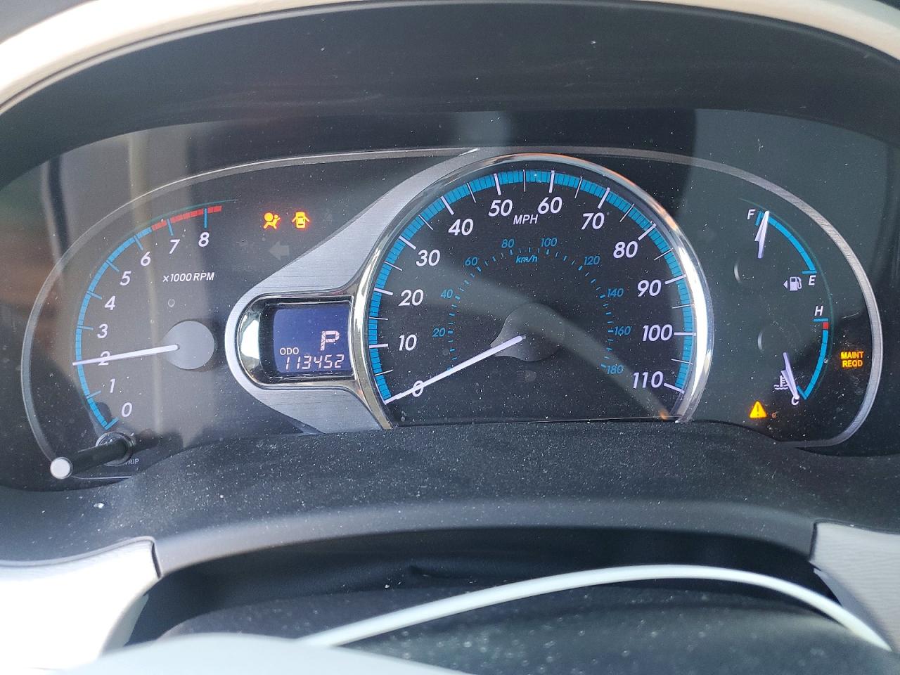 2014 TOYOTA SIENNA XLE photo 9