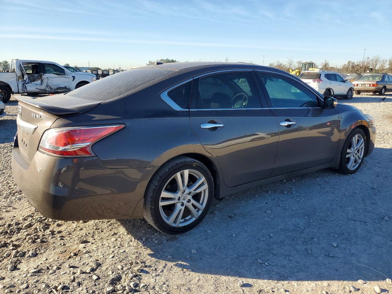 2015 NISSAN ALTIMA 3.5S photo 3