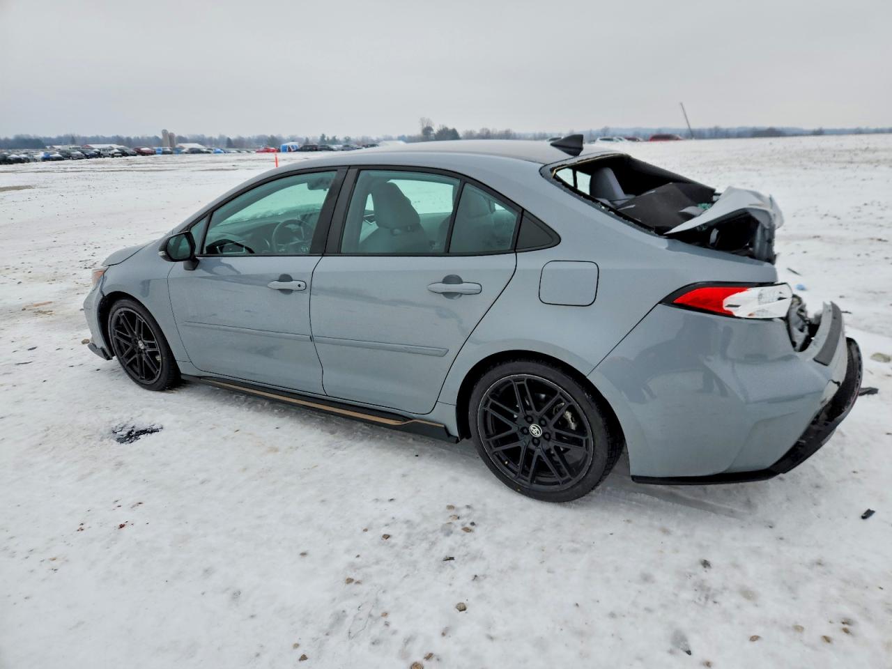 2021 TOYOTA COROLLA SE photo 2