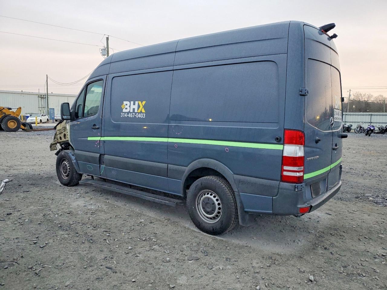 2018 MERCEDES BENZ SPRINTER 2500 DELIVERY VAN photo 2