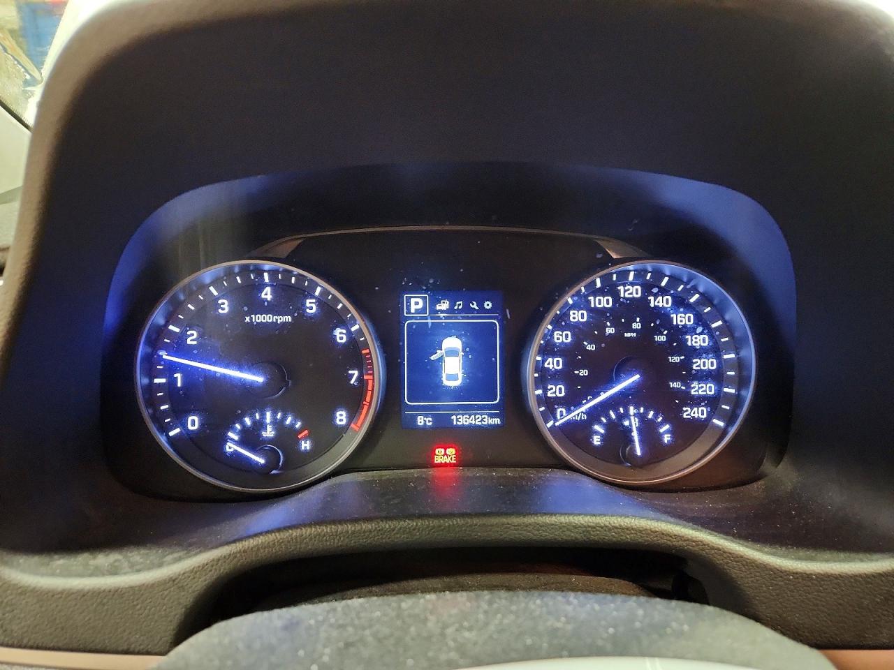 2017 HYUNDAI ELANTRA SE photo 9
