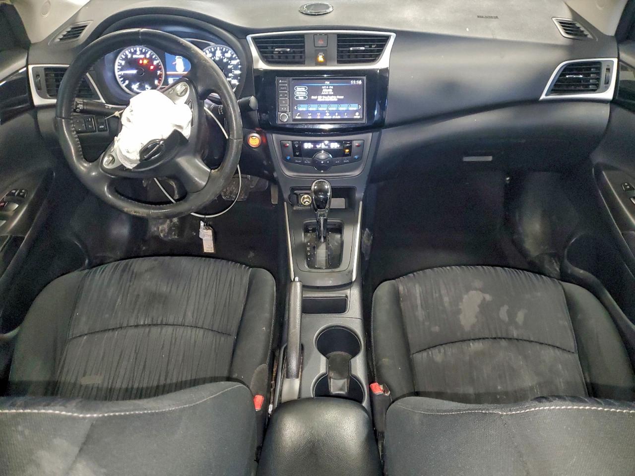 2019 NISSAN SENTRA S photo 8