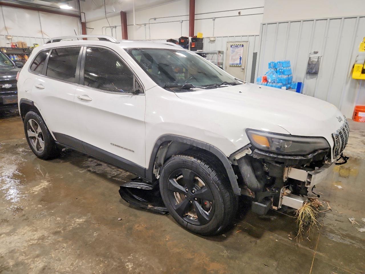 2019 JEEP CHEROKEE LIMITED photo 4