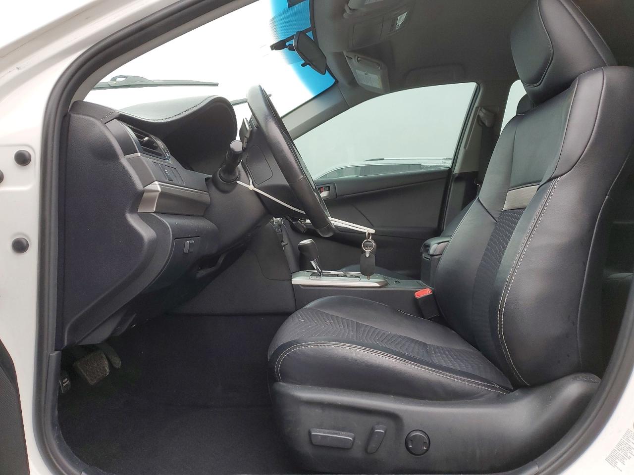 2012 TOYOTA CAMRY BASE photo 7