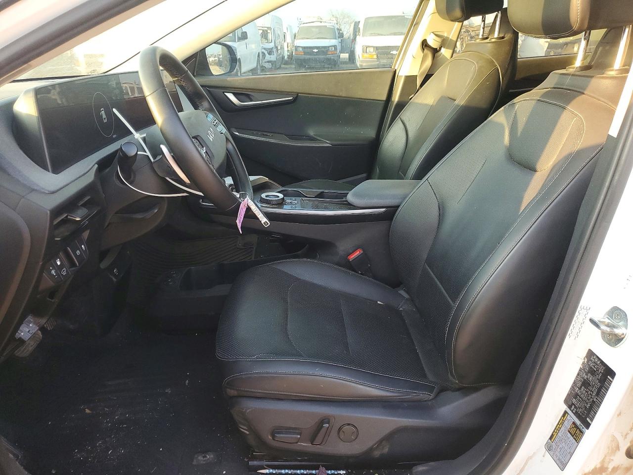 2022 KIA EV6 LIGHT photo 7