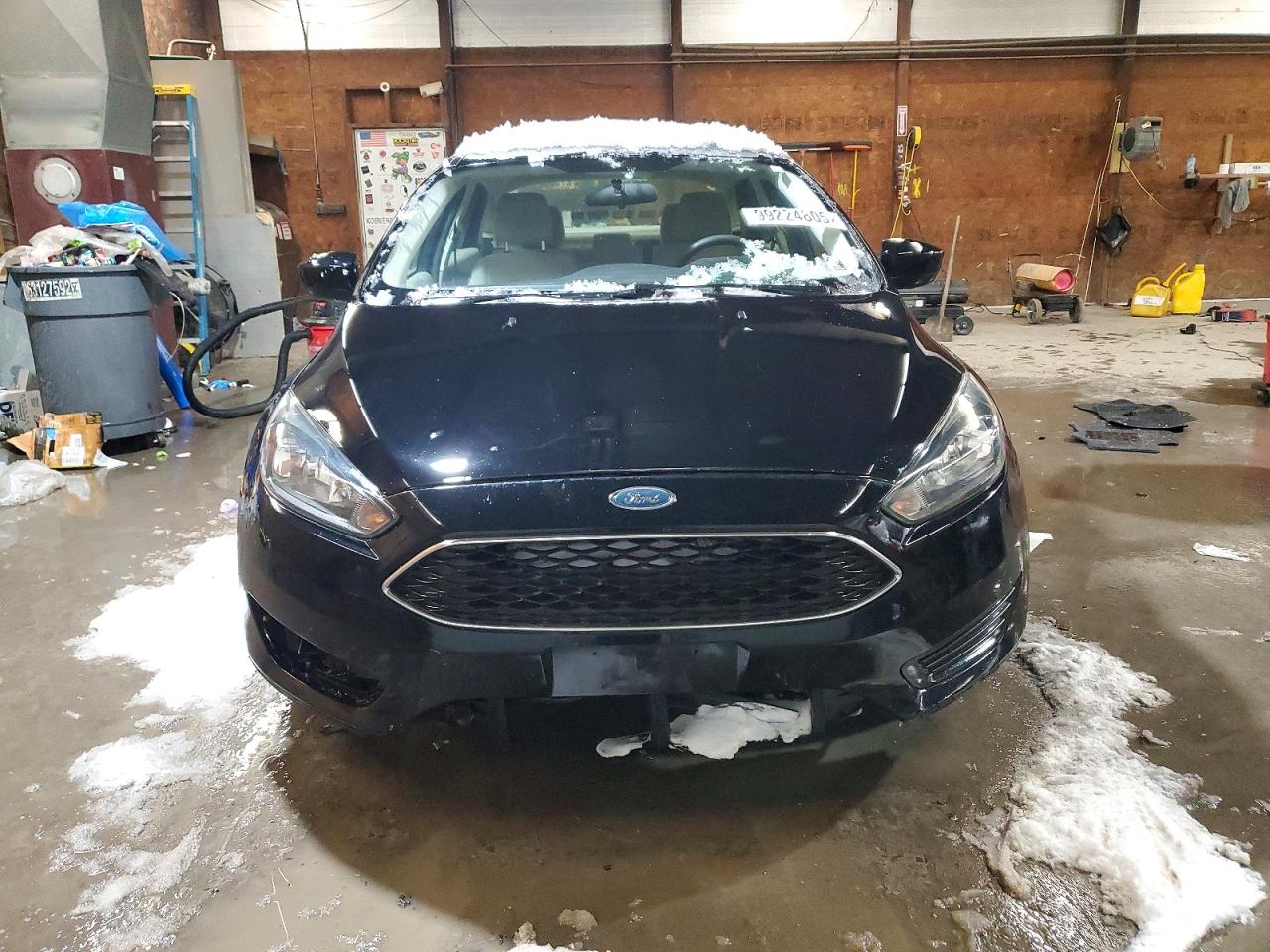 2018 FORD FOCUS SE photo 5