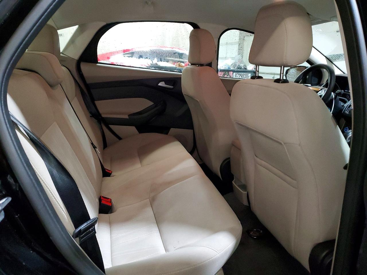 2018 FORD FOCUS SE photo 10
