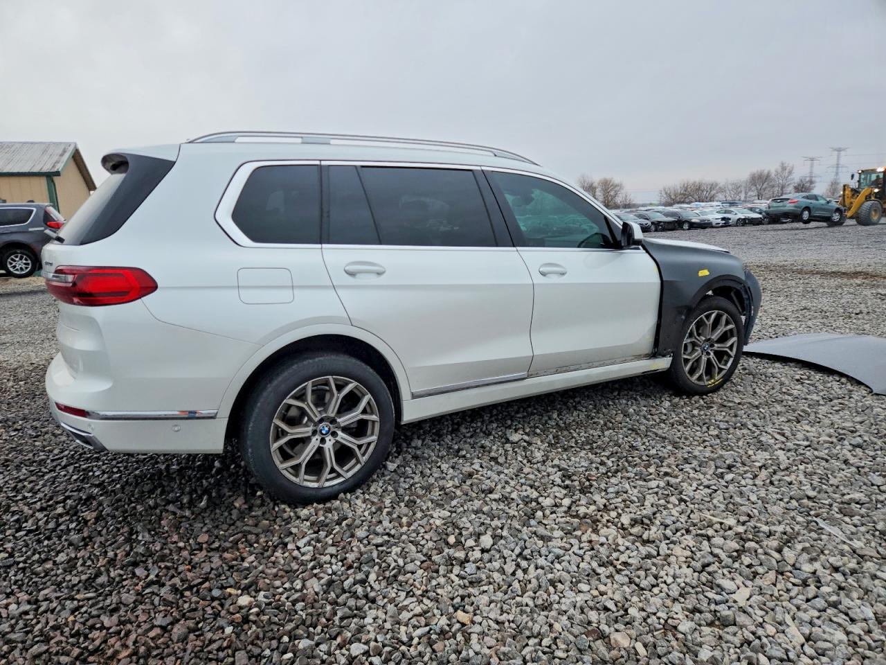 2022 BMW X7 XDRIVE40I photo 3