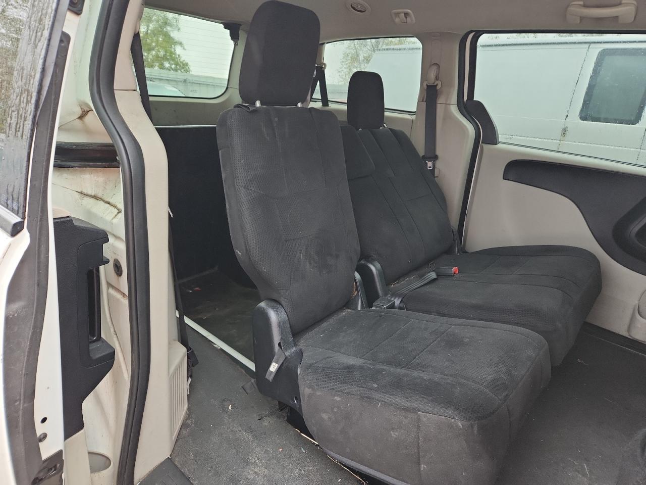 2012 DODGE GRAND CARAVAN SE photo 11
