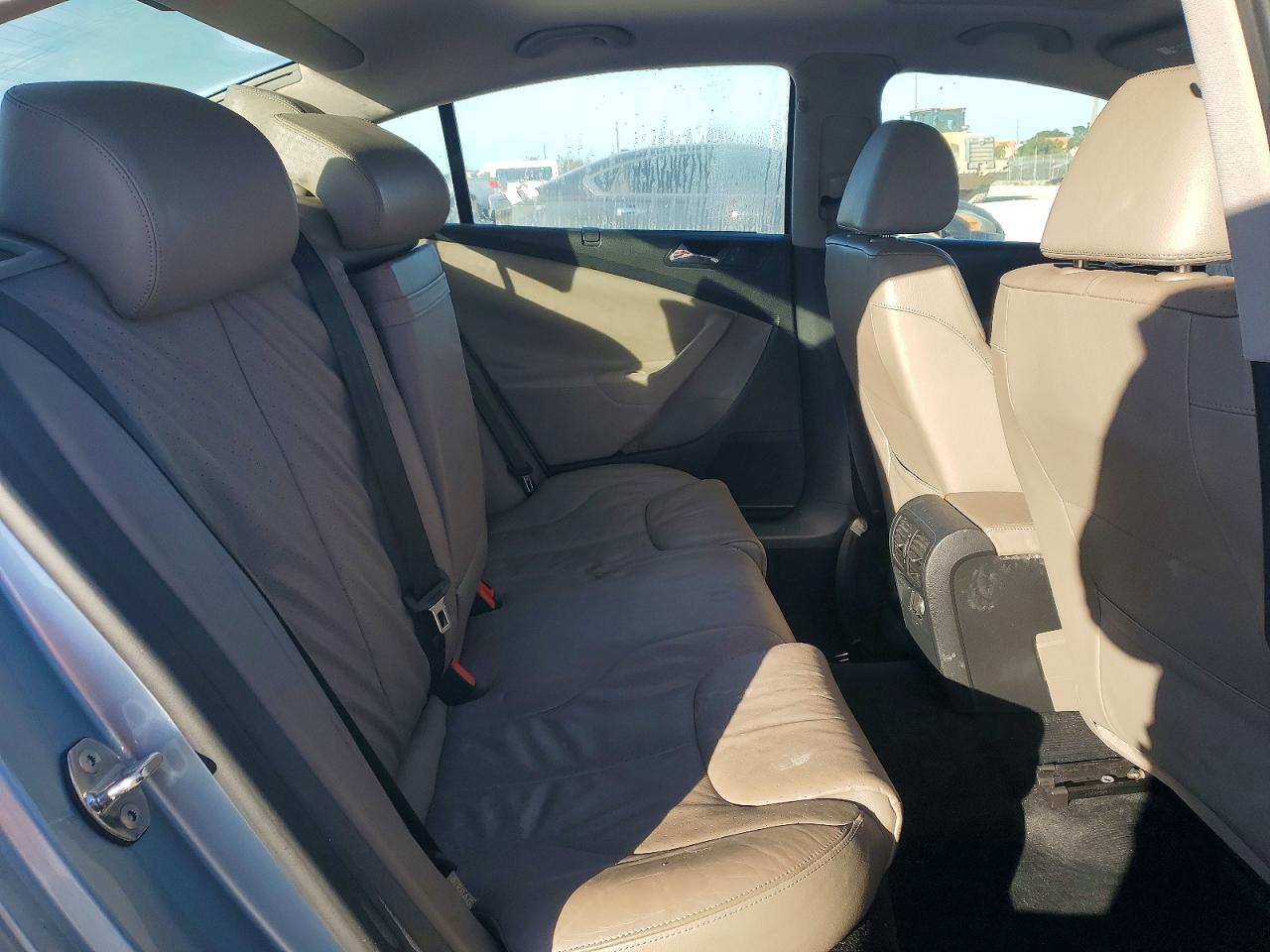 2008 VOLKSWAGEN PASSAT LUX photo 10