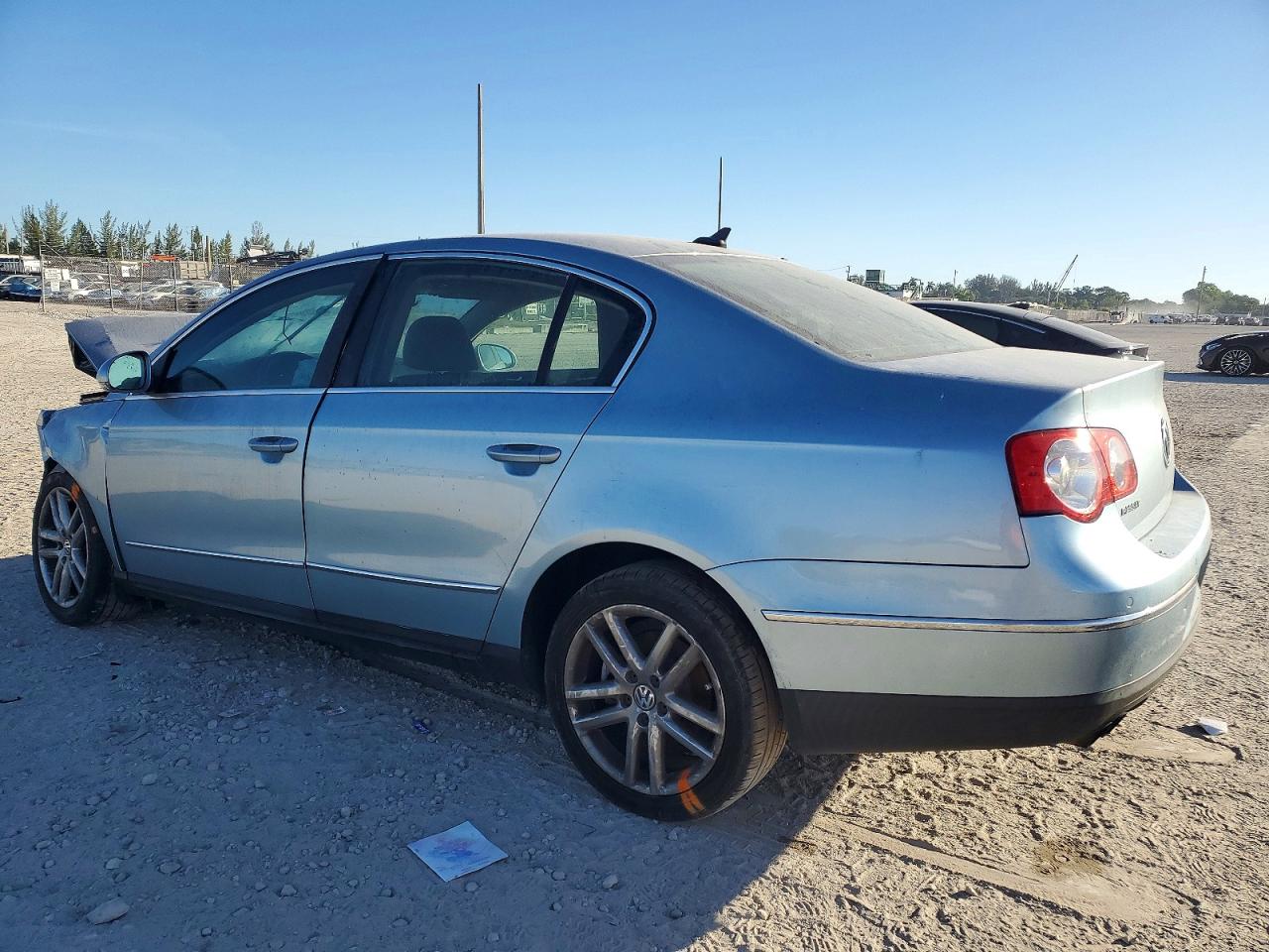 2008 VOLKSWAGEN PASSAT LUX photo 2