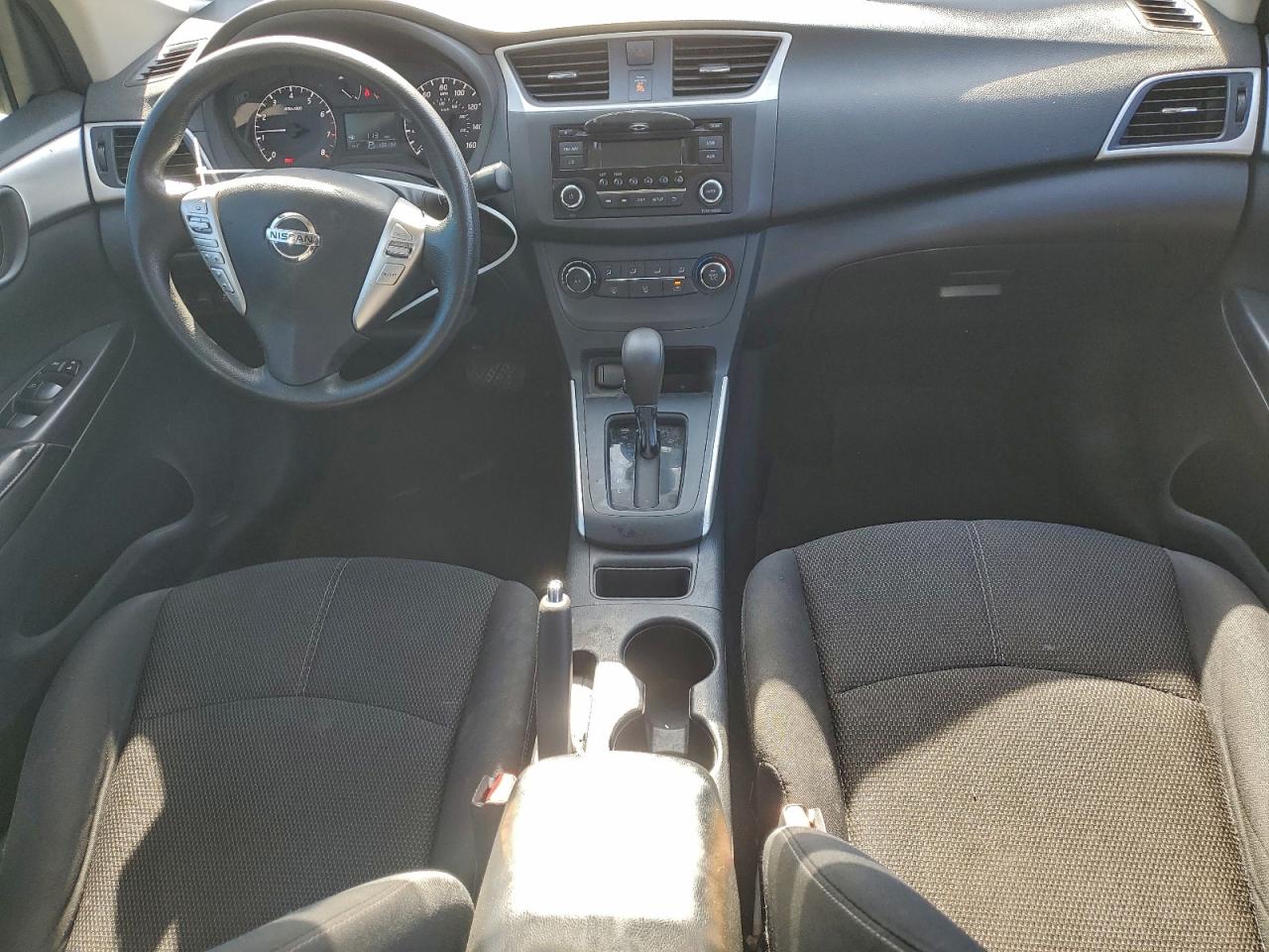 2017 NISSAN SENTRA S photo 8