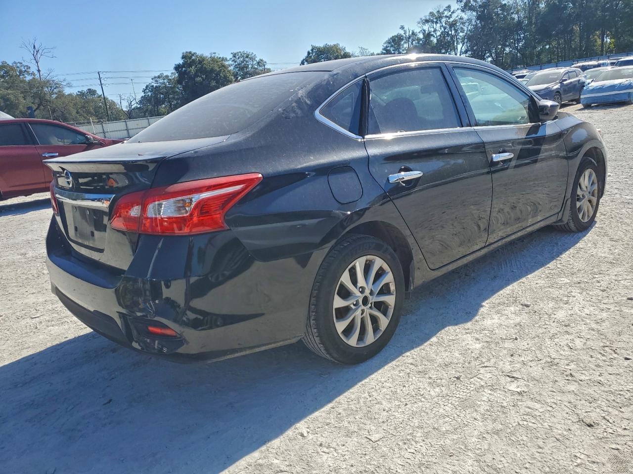 2017 NISSAN SENTRA S photo 3