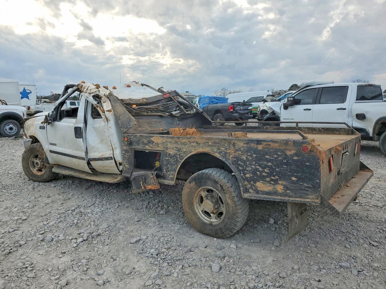 2003 FORD F350 SRW SUPER DUTY photo 2