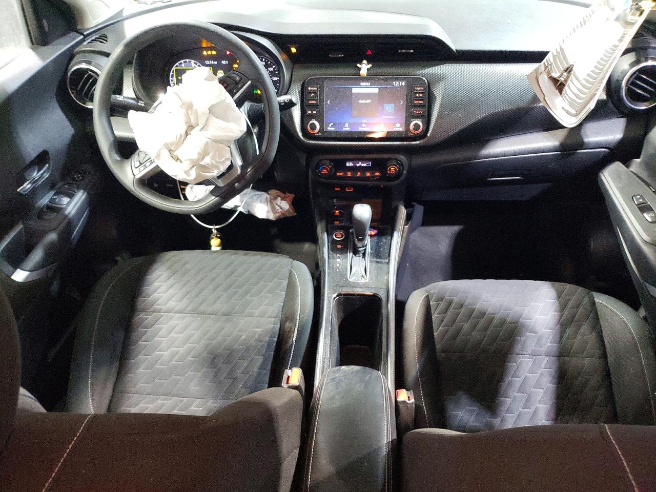 2021 NISSAN KICKS SV photo 8
