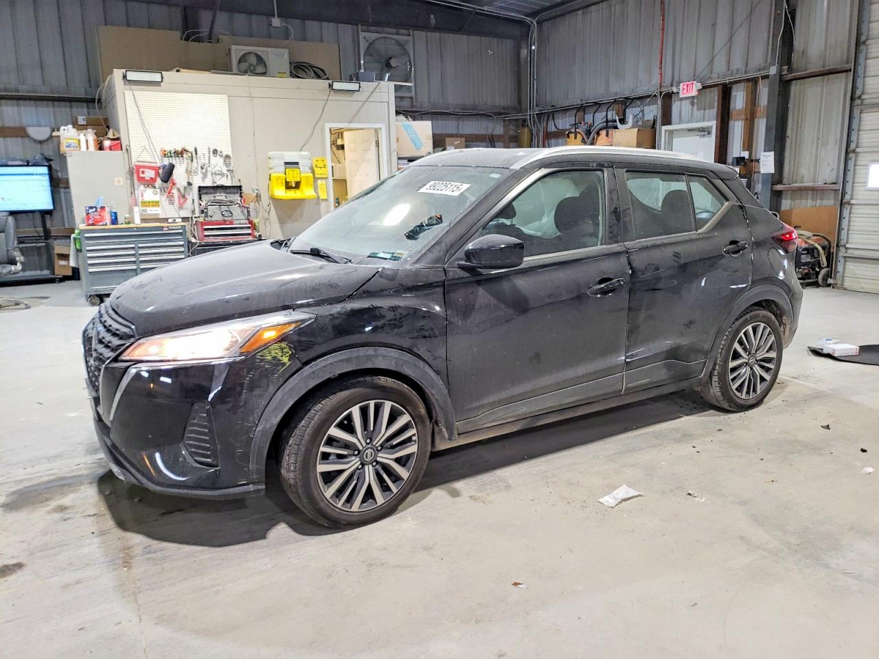 2021 NISSAN KICKS