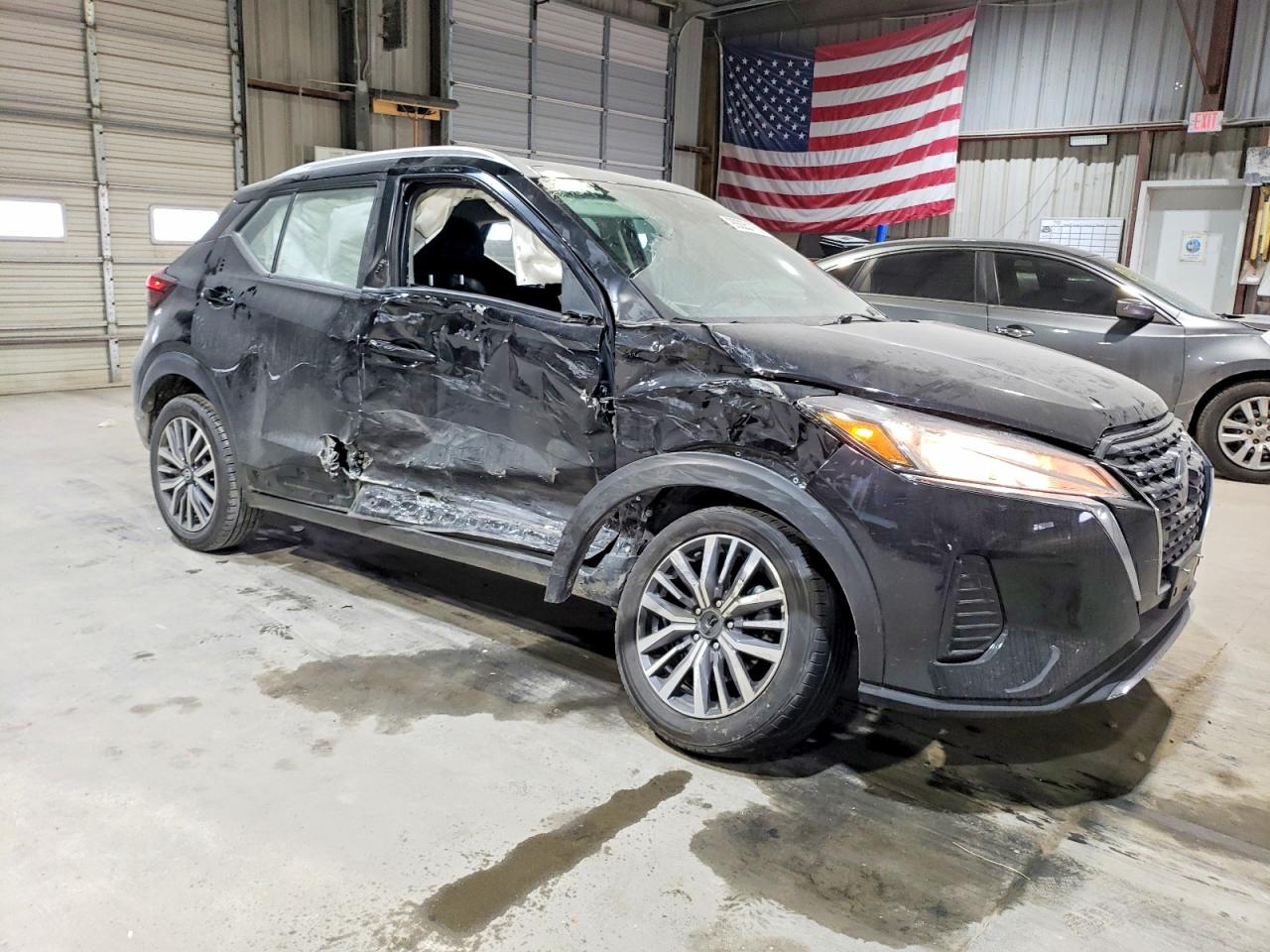 2021 NISSAN KICKS SV photo 4