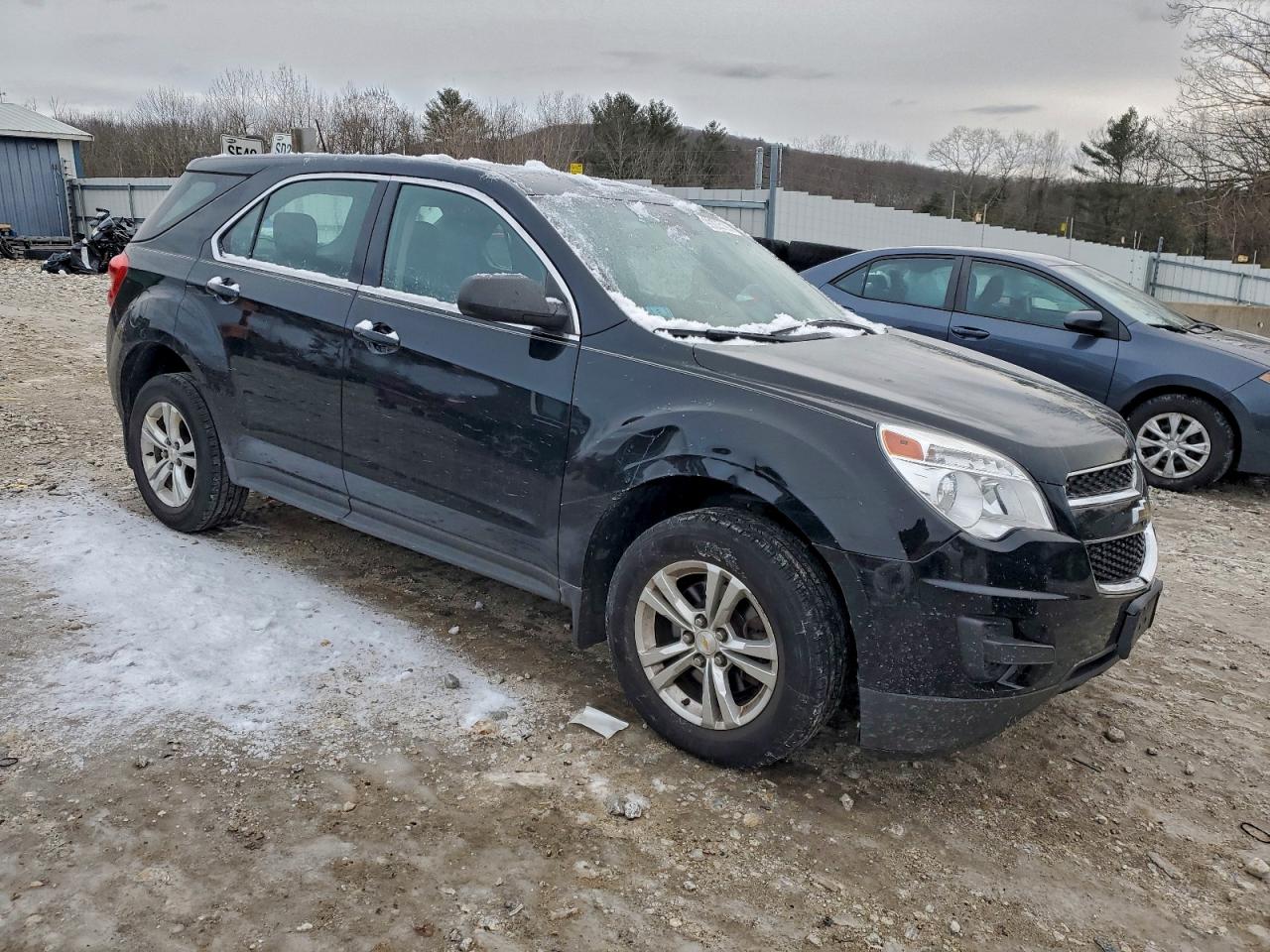 2013 CHEVROLET EQUINOX LS photo 4