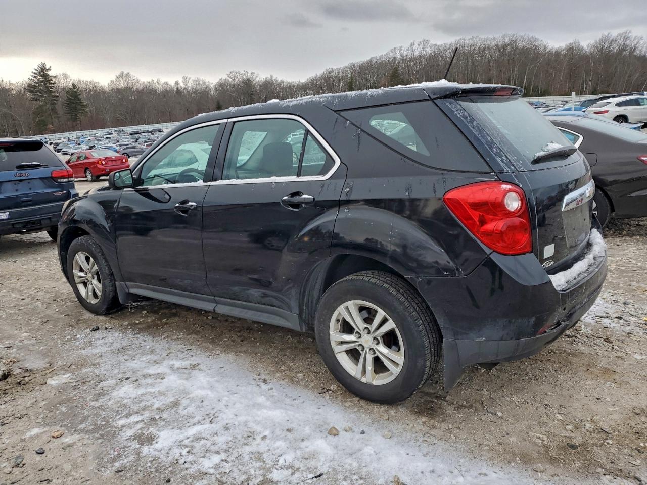 2013 CHEVROLET EQUINOX LS photo 2