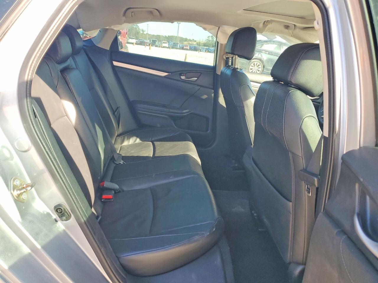 2016 HONDA CIVIC EXL photo 10