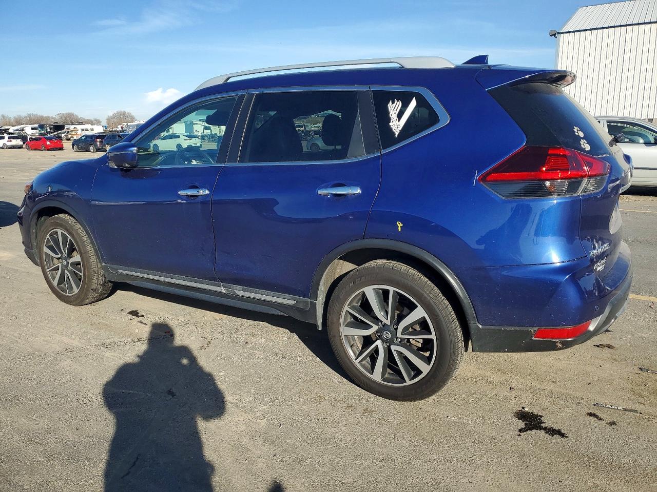 2019 NISSAN ROGUE S photo 2