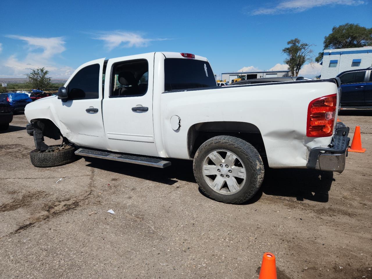 2009 CHEVROLET SILVERADO C1500 photo 2