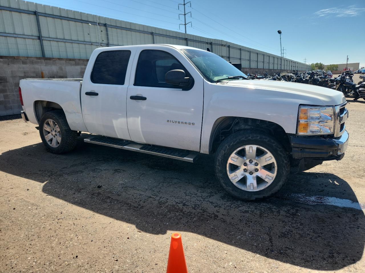 2009 CHEVROLET SILVERADO C1500 photo 4
