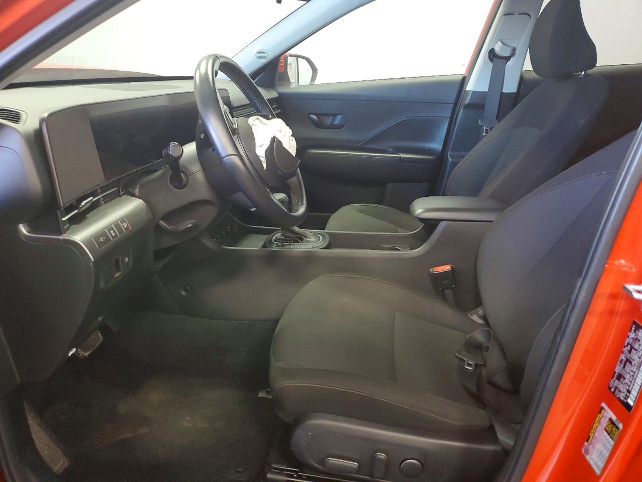 2024 HYUNDAI KONA SEL photo 7