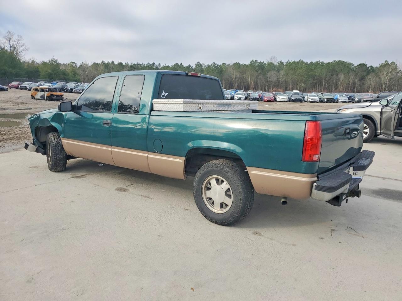 1998 GMC SIERRA C1500 photo 2