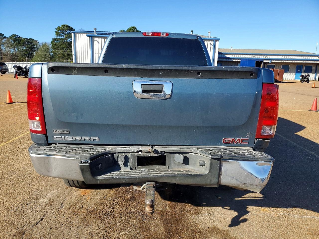 2010 GMC SIERRA C1500 SL photo 6