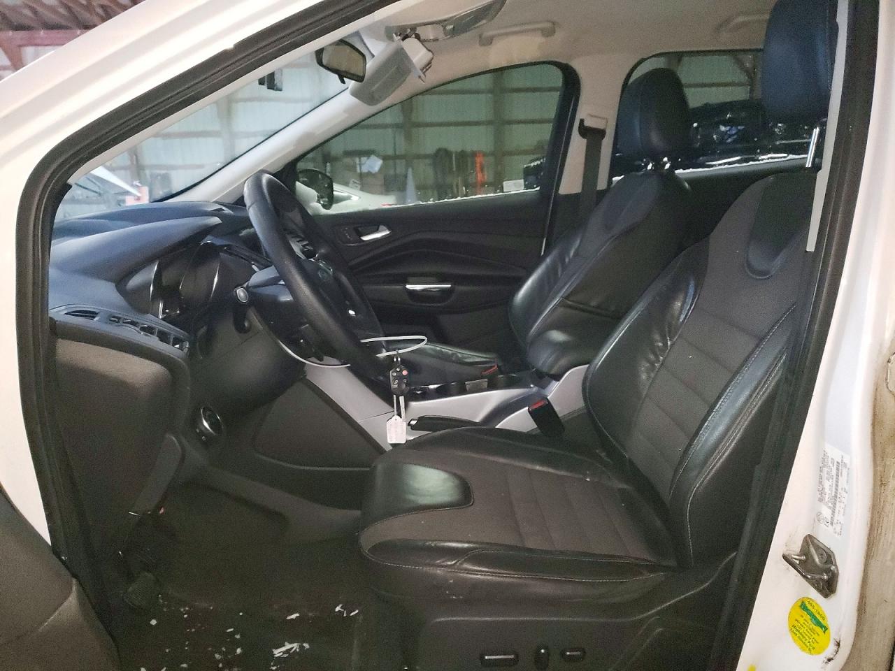 2016 FORD ESCAPE SE photo 7