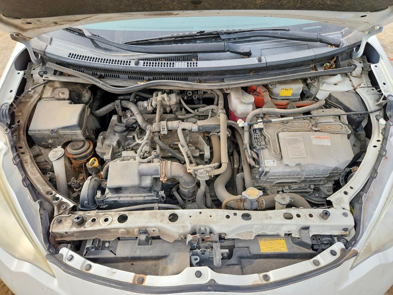 2013 TOYOTA PRIUS C photo 21