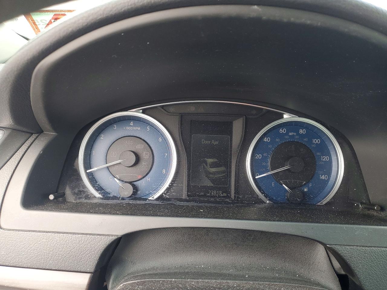 2017 TOYOTA CAMRY LE photo 9