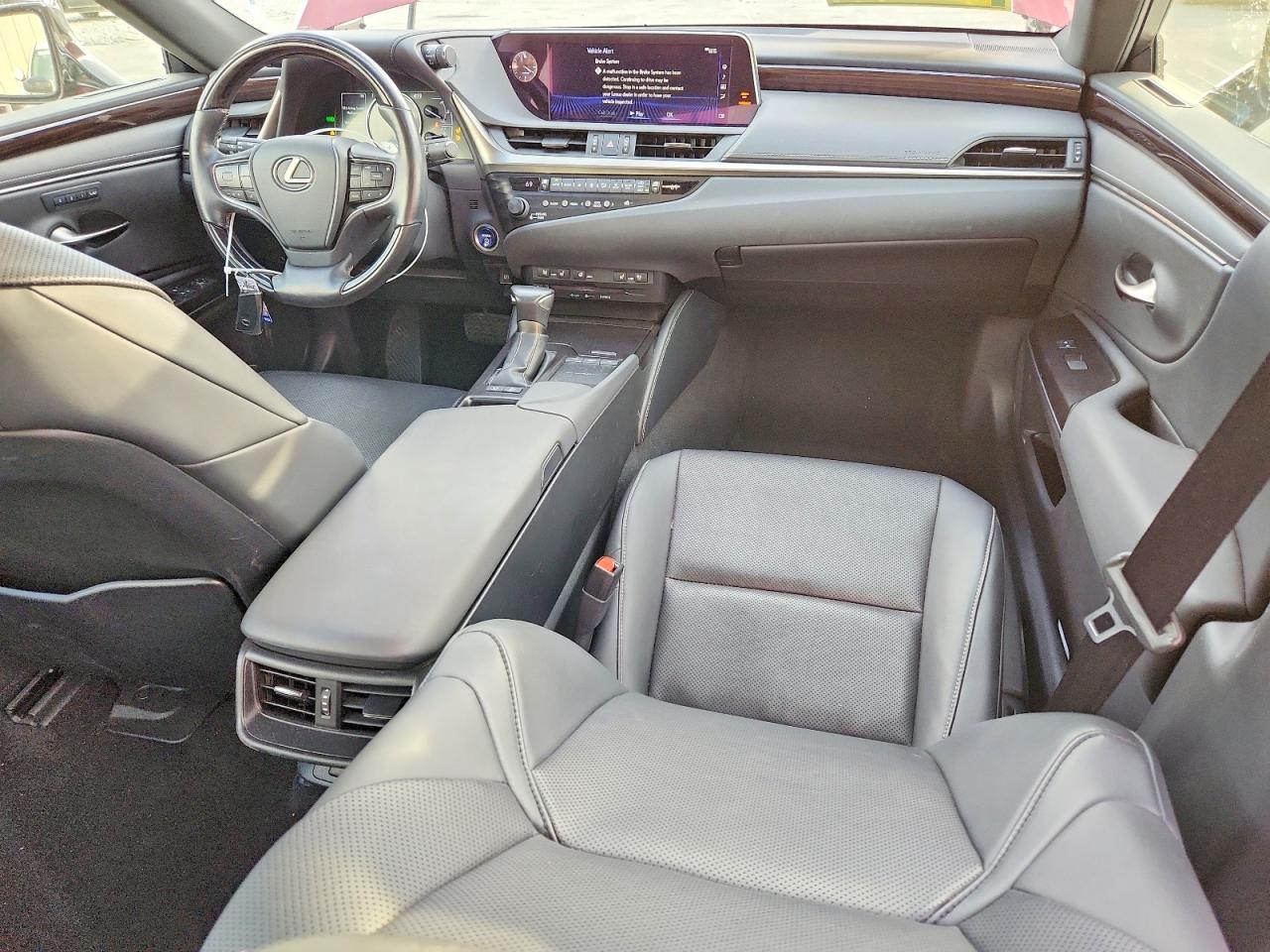 2019 LEXUS ES 300H photo 8