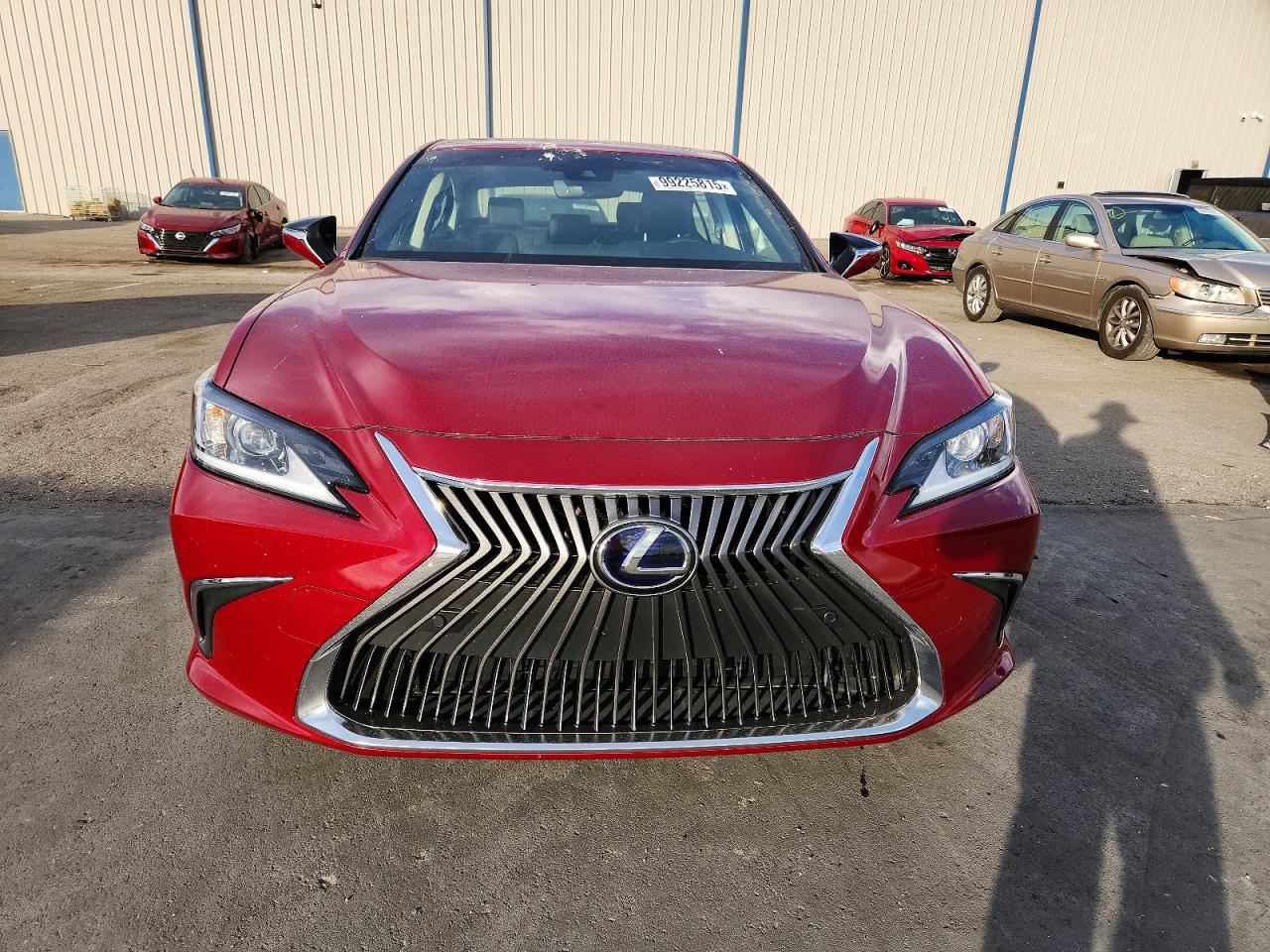2019 LEXUS ES 300H photo 5