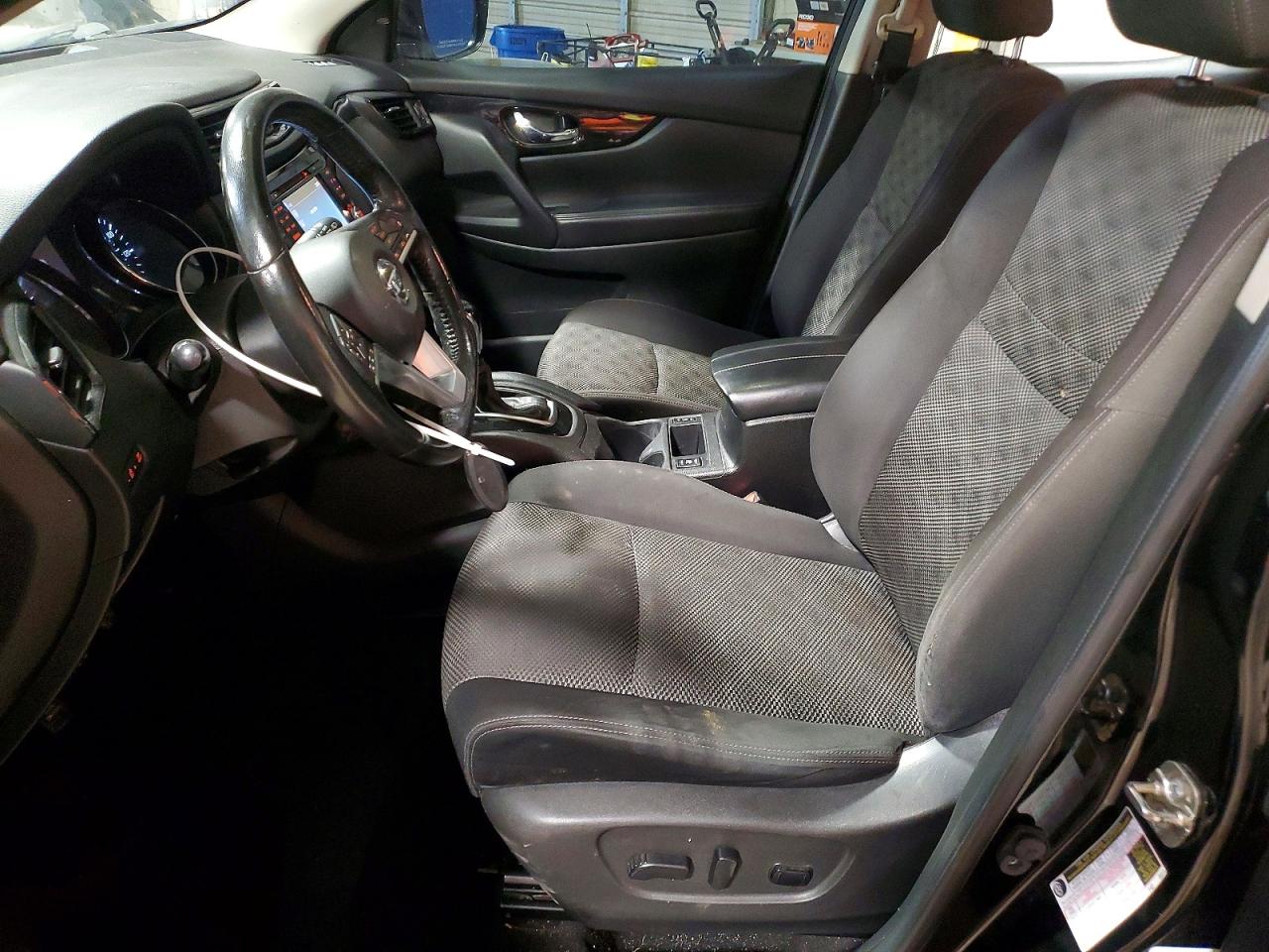 2018 NISSAN ROGUE SPORT S photo 7