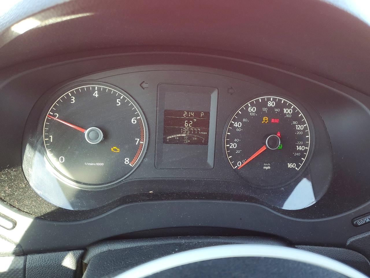 2011 VOLKSWAGEN JETTA BASE photo 9