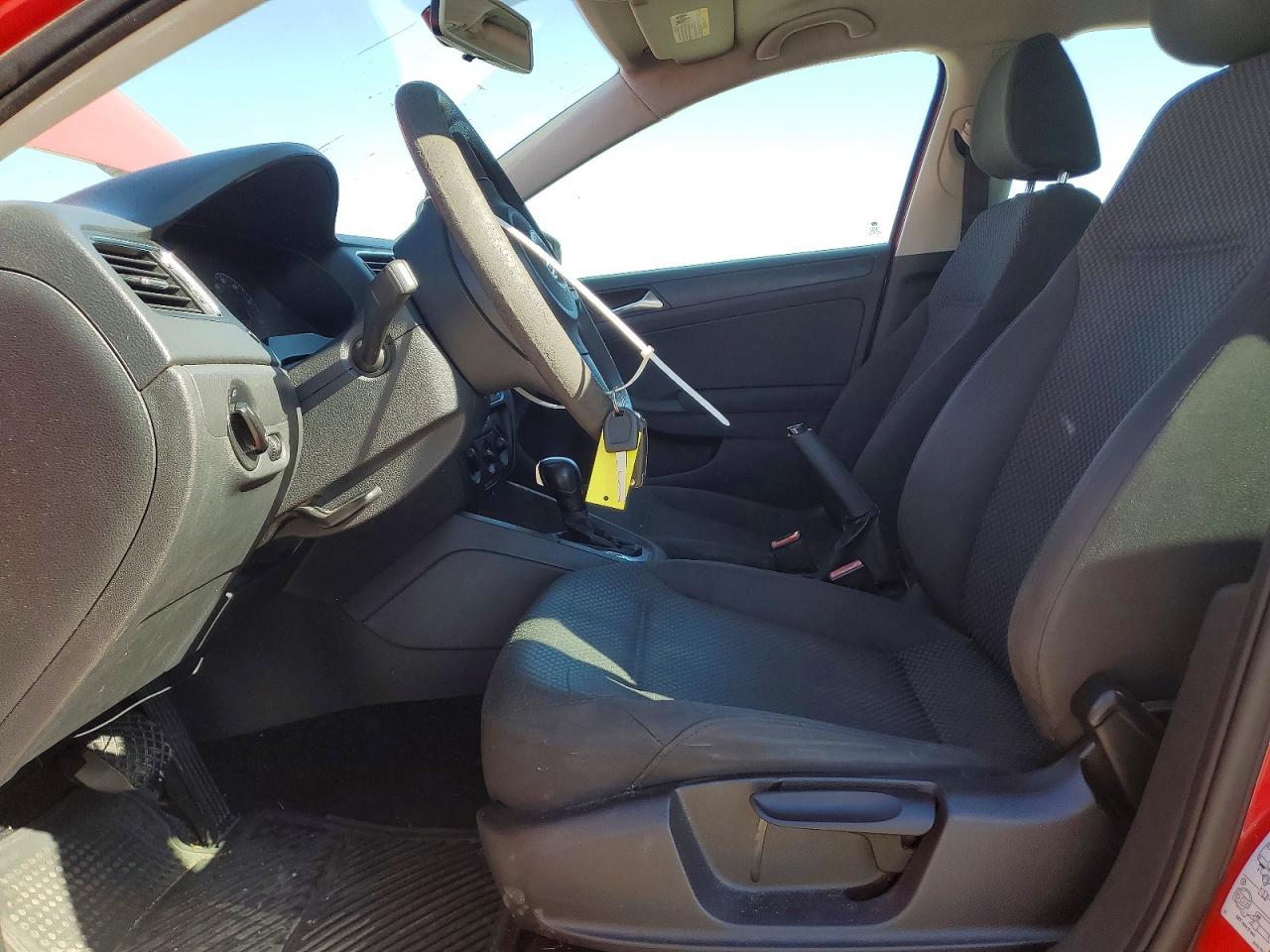 2011 VOLKSWAGEN JETTA BASE photo 7