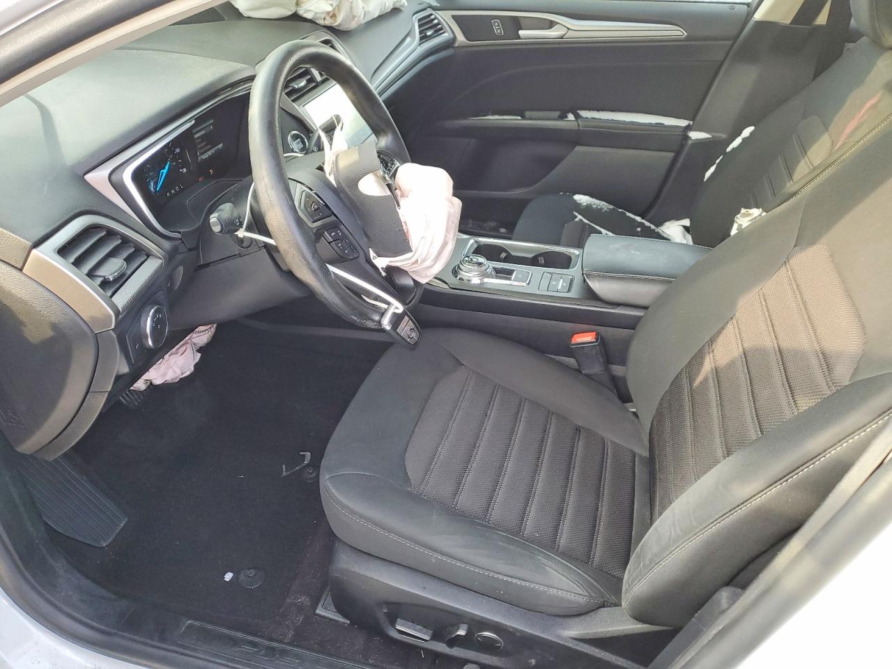 2020 FORD FUSION SE photo 7