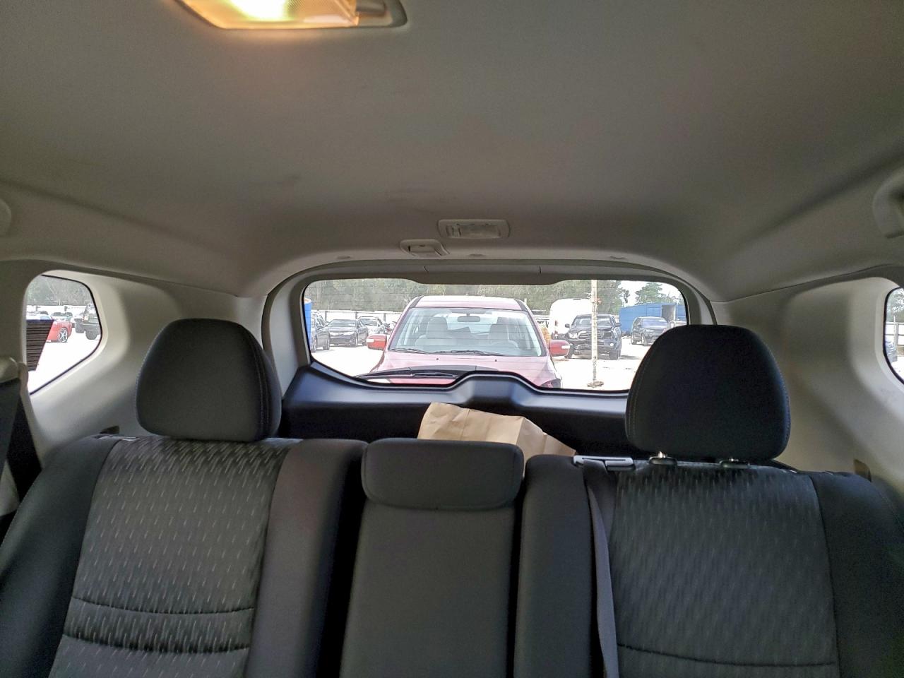 2019 NISSAN ROGUE S photo 10