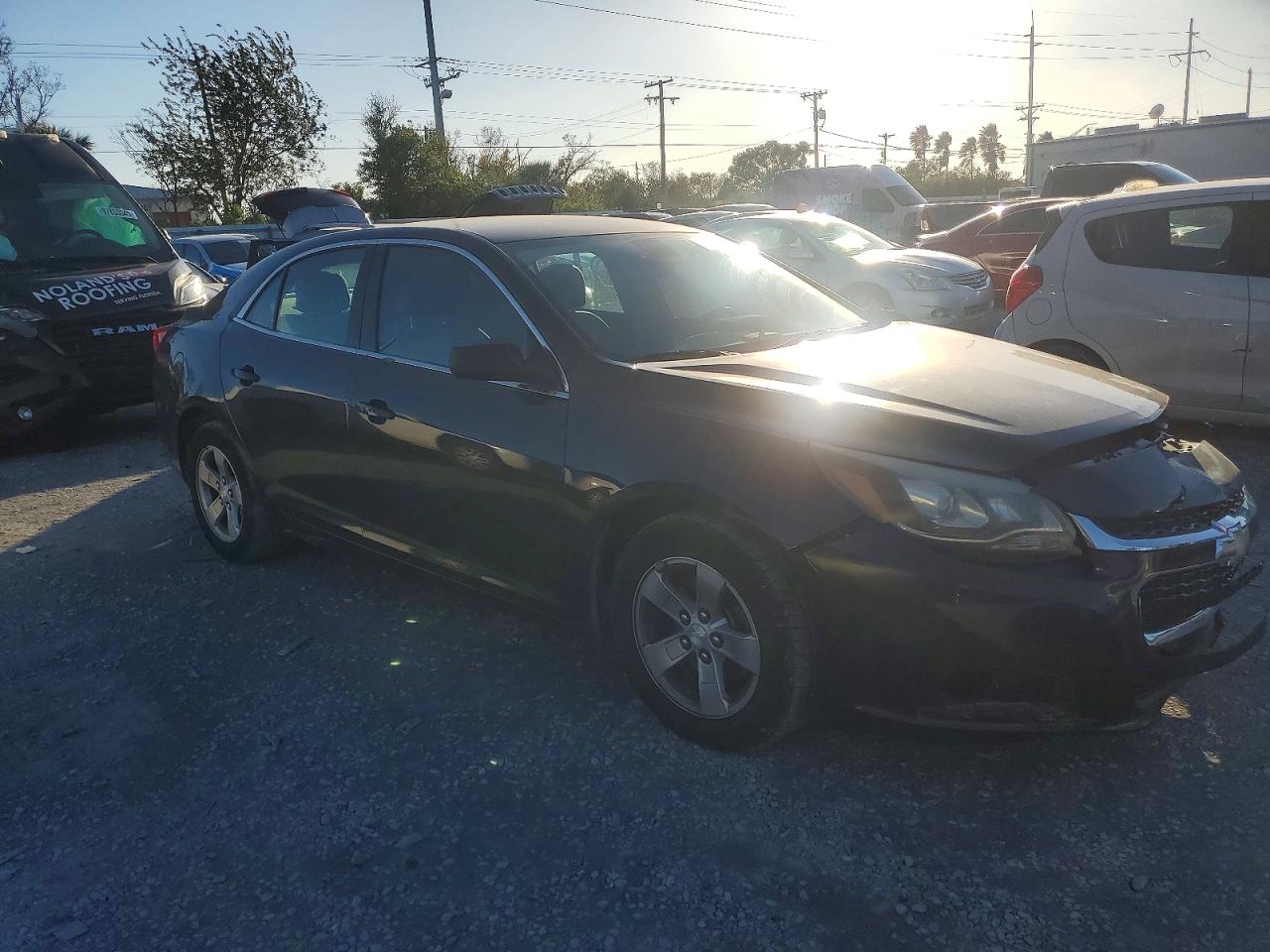 2014 CHEVROLET MALIBU LS photo 4