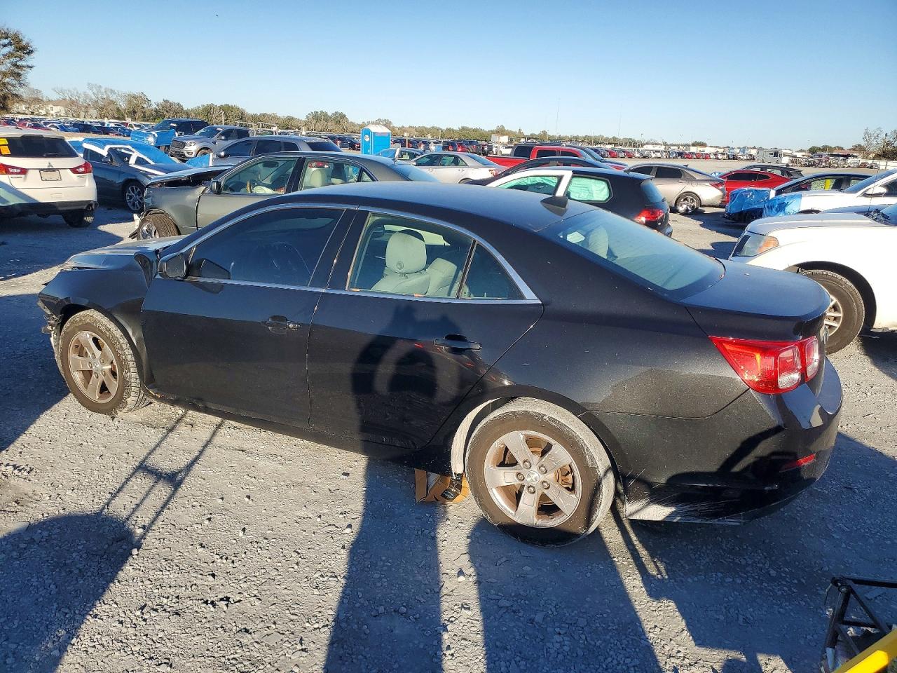 2014 CHEVROLET MALIBU LS photo 2