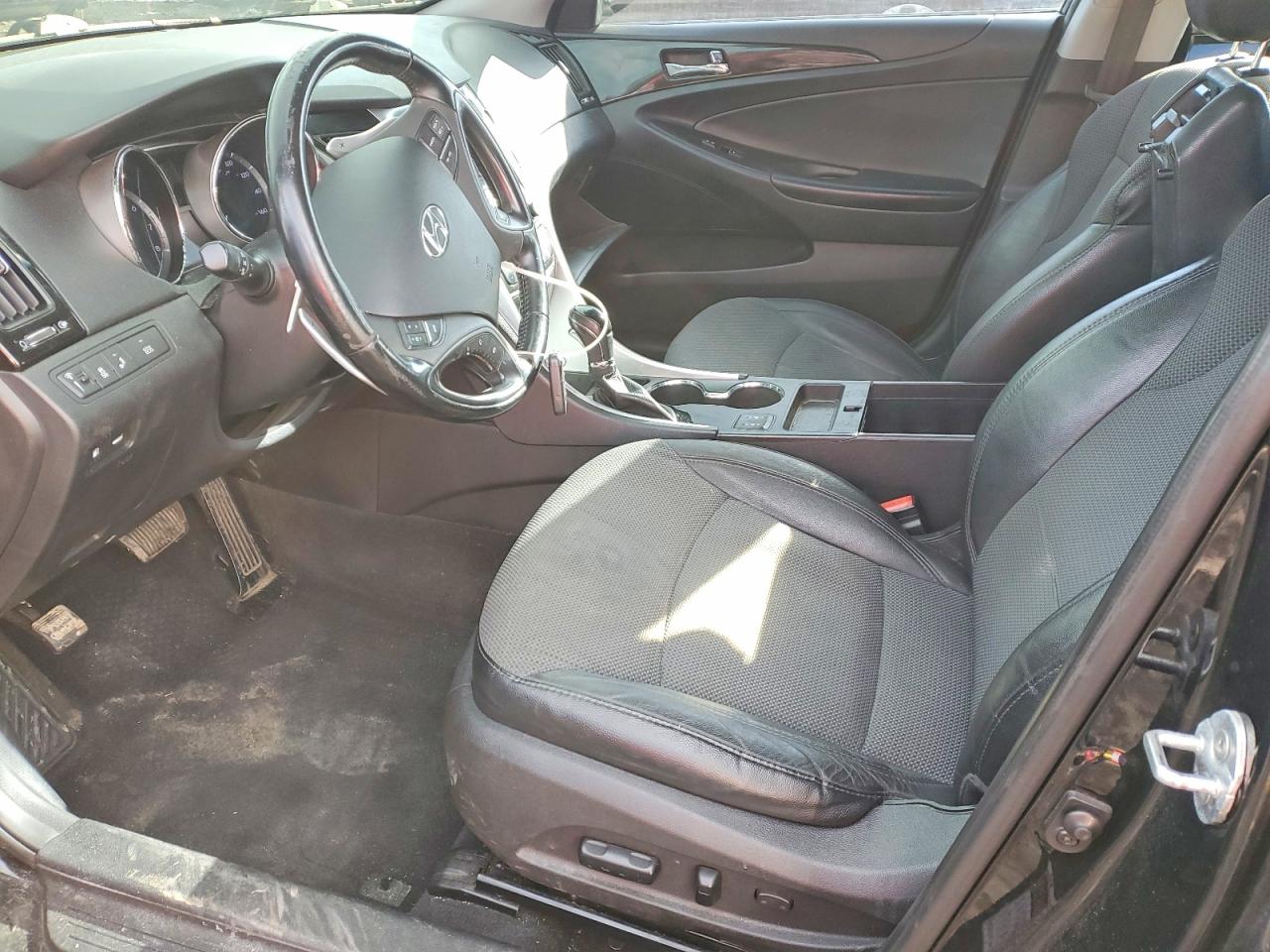 2014 HYUNDAI SONATA SE photo 7